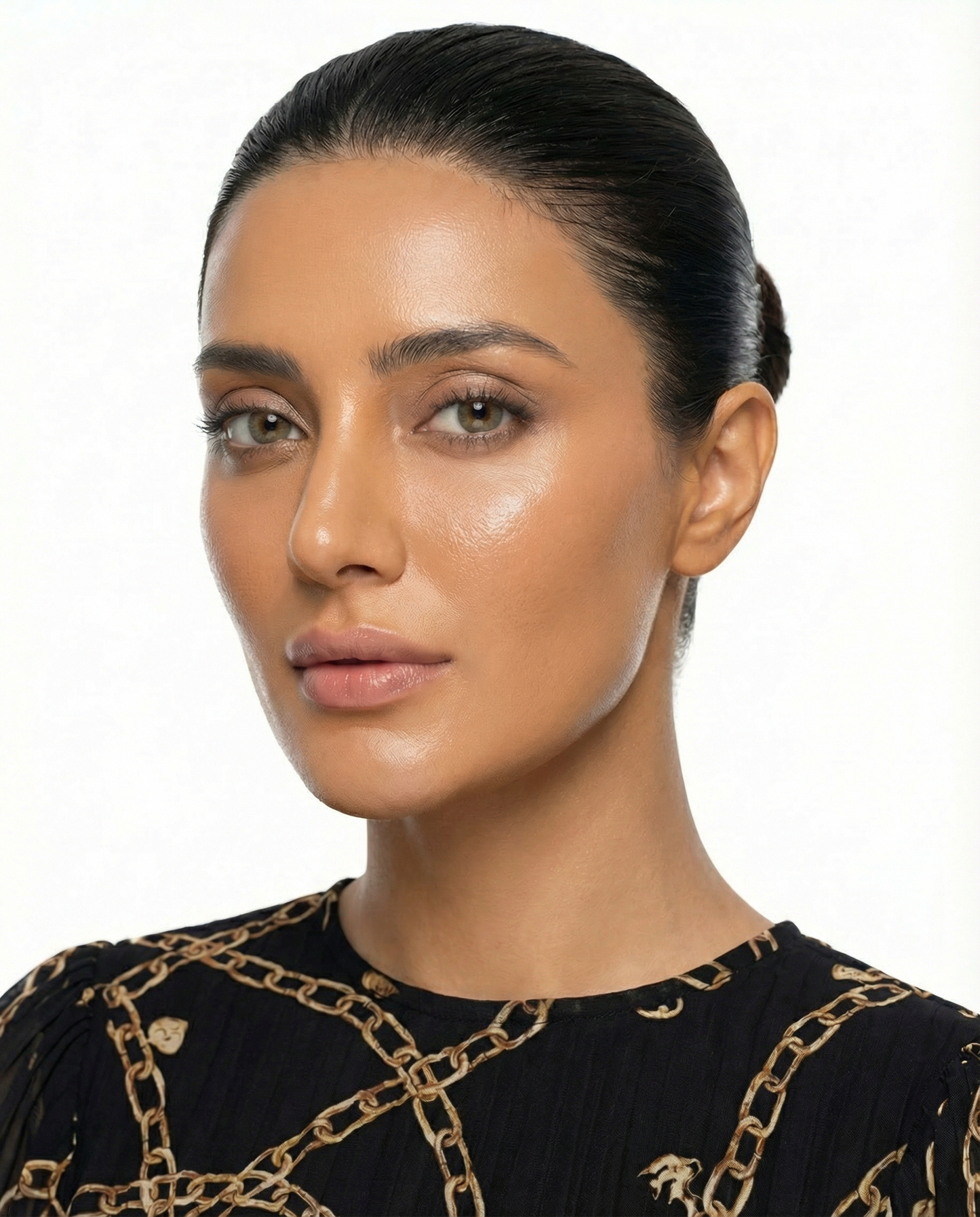 Flawless Fusion 4-In-1  Dual Shade Foundation, Contour & Blush